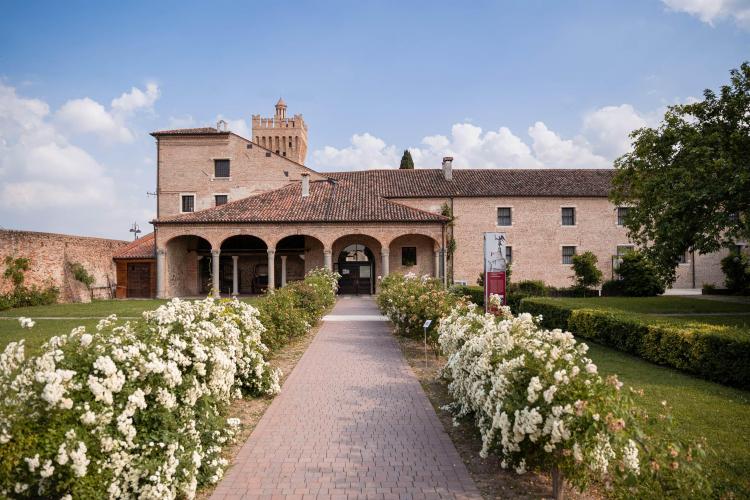 Ingresso_M.Antonello