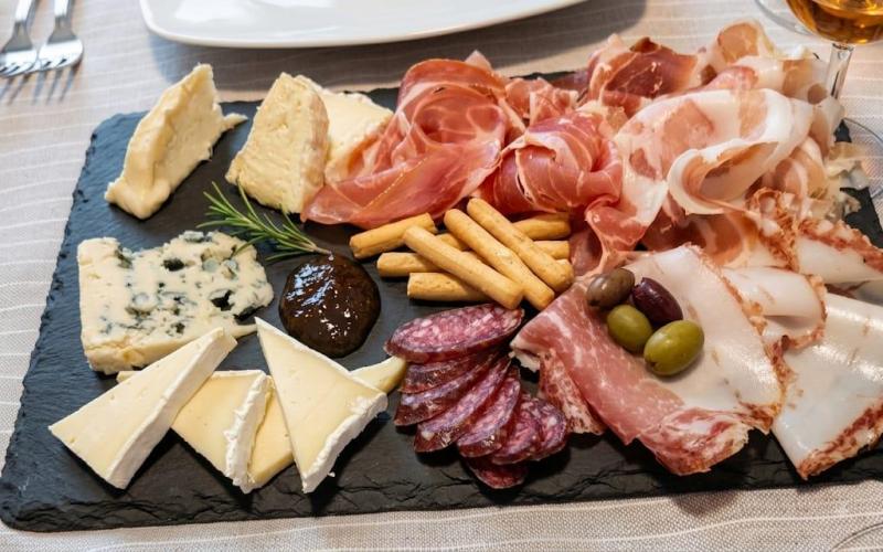 Degustazione di vini del territorio con il sommeli